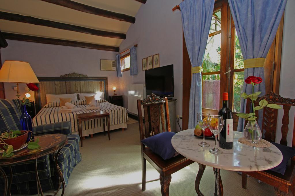 Casa Glebinias Hotel Chacras de Coria Eksteriør billede